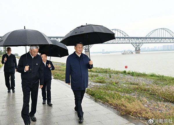  習近平在江西九江市考察調研