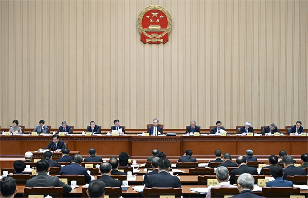  十四屆全國人大常委會第六次會議在京舉行 審議海洋環(huán)境保護法修訂草案、愛國主義教育法草案、傳染病防治法修訂草案等 趙樂際主持