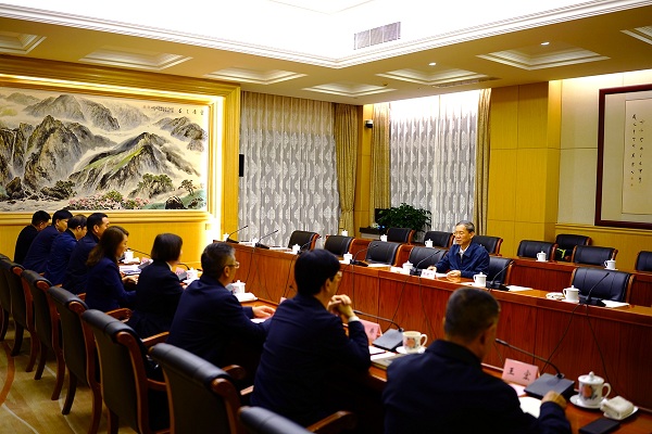  郝明金同民建云南省委領(lǐng)導(dǎo)班子座談