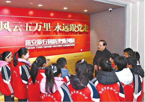  全國(guó)人大代表張大冬：傳承紅色基因潤(rùn)童心