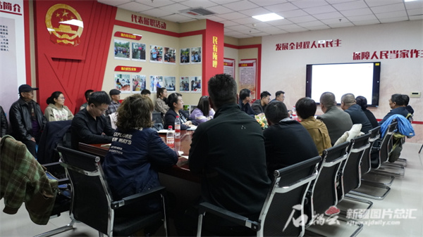  哈密市人大：讓民意成為城市更新的“指揮棒”