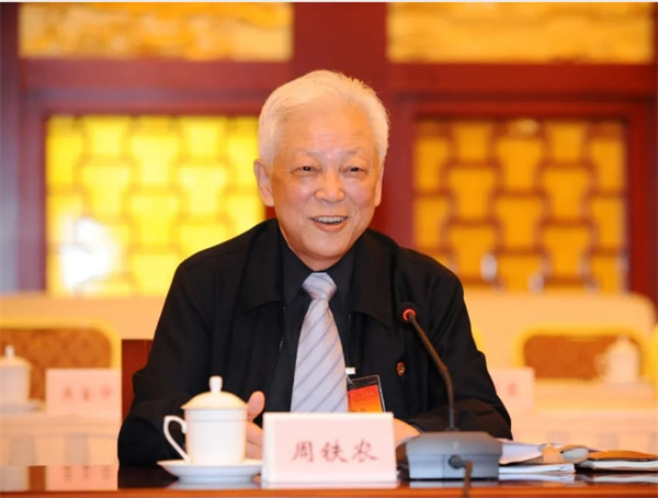  鄭建邦撰文緬懷周鐵農(nóng)：矢志不渝跟黨走 堅(jiān)定不移為民情