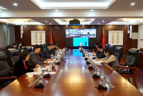  農(nóng)工黨中央召開專家座談會(huì) 何維出席并講話