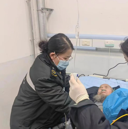  最是危難顯擔當